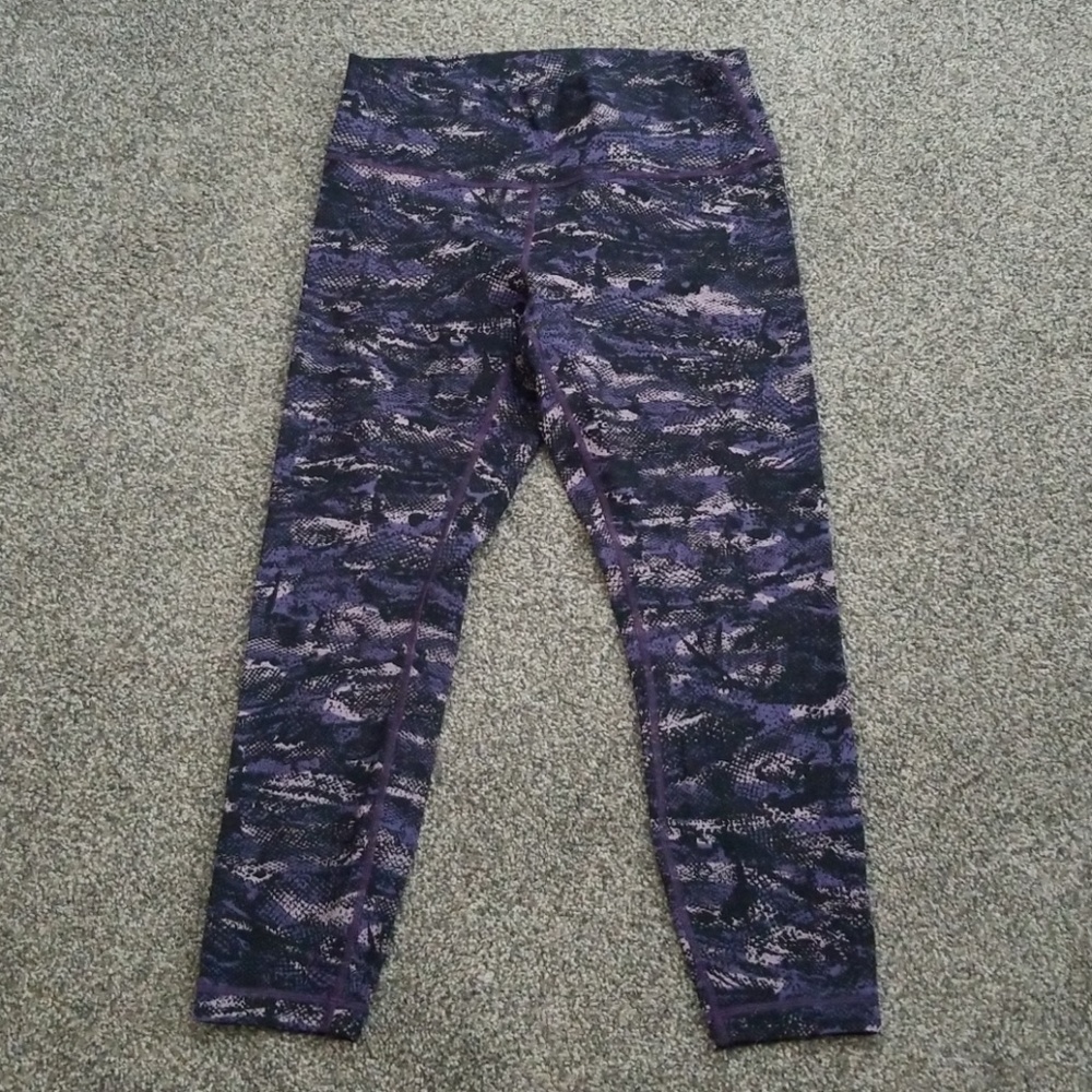 EUC! Lululemon Align hard to find print